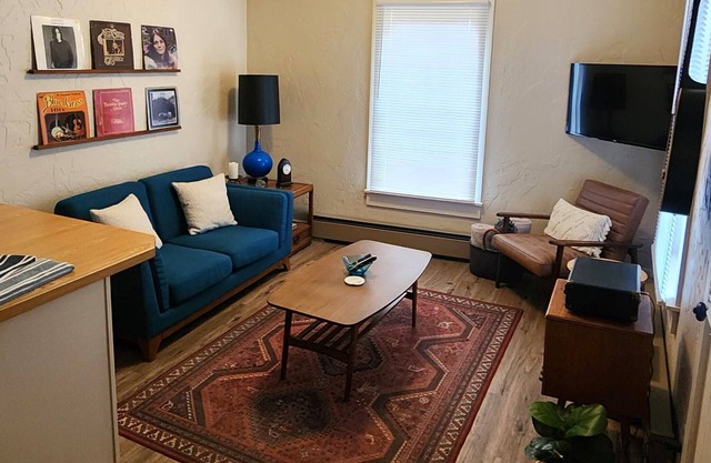 Central Location and Spectacular Views - Unit 4!