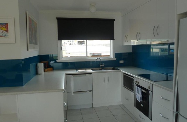 Central Location with Fabulous Sea Views