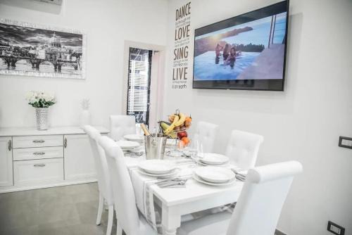 Central Luxury Apartment