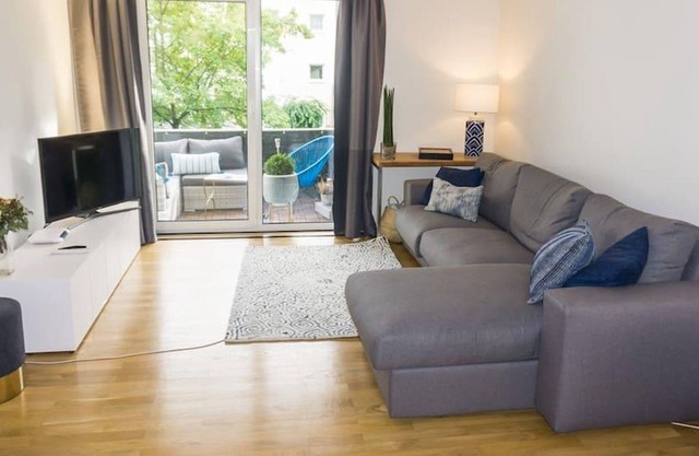 Central - Modern - Chic - Central one room apartment with balcony