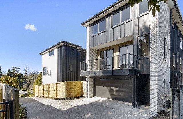 CENTRAL OASIS - HAMILTON HOLIDAY TOWNHOUSE, pet friendly in Waikato