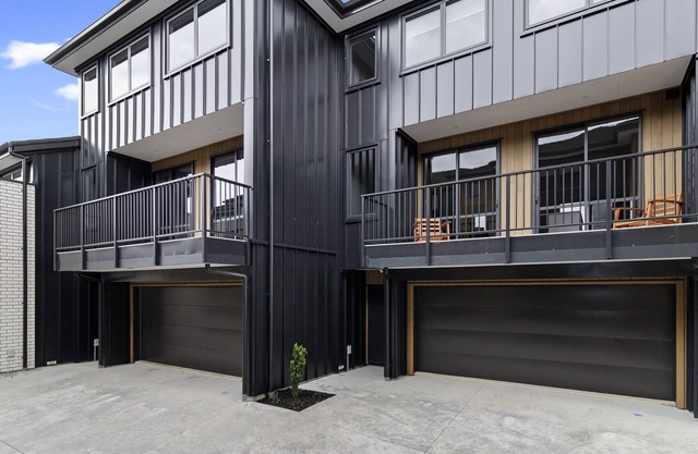 CENTRAL OASIS - HAMILTON HOLIDAY TOWNHOUSE, pet friendly in Waikato