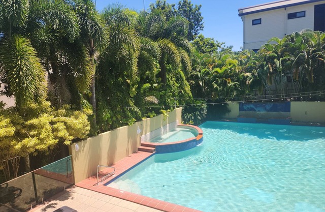 Central Plaza Port Douglas Apartments