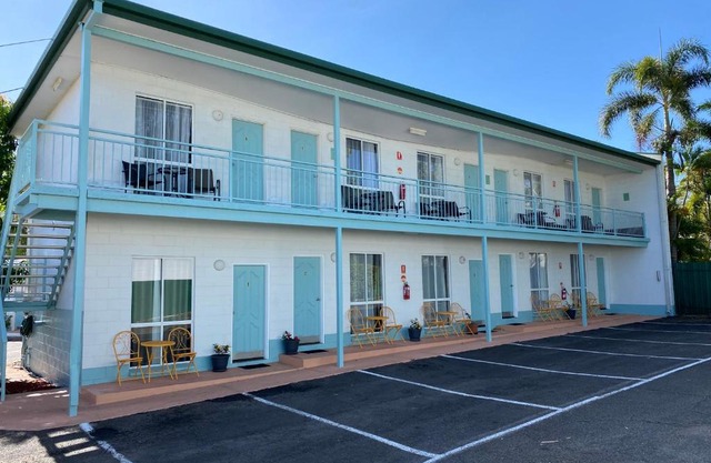 Central Point Motel
