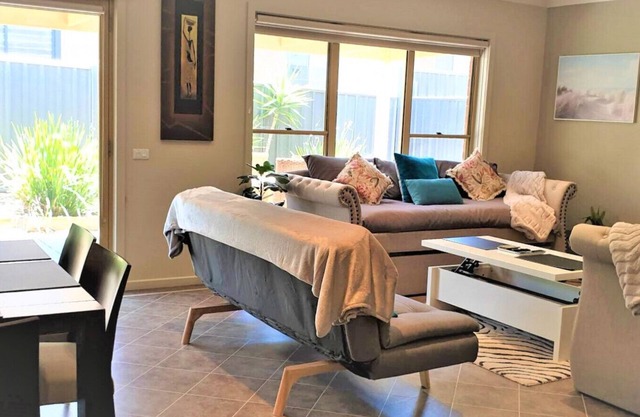Central Villa/Two King beds/Disabled/Family/Pets