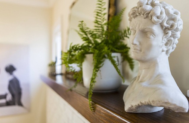 Centrally located, artfully curated 3BR bungalow w/gourmet kitchen in quiet area