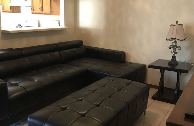 El Cosy Guest House está situado en el centro, cerca del centro médico y de la frontera con México