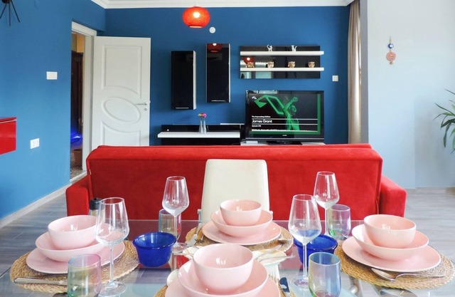 Centrally located flat 5 min to OzdilekPark Mall