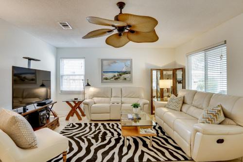 Centrally Located St Simons Island Getaway!