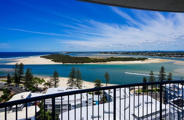 Centrepoint Apartments Caloundra
