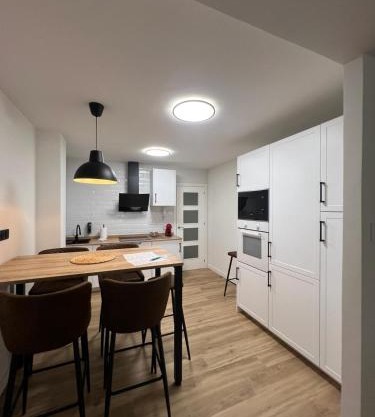 CENTRO GIJON CABRALES 31