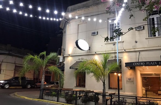 Centro Plaza Hotel