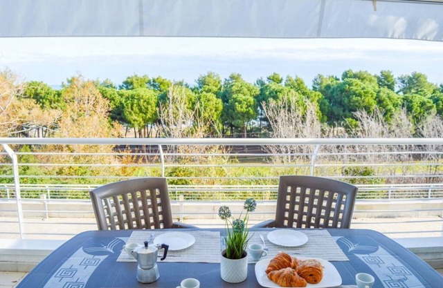 Cerrano Park A06 - Solano - Apartment with garden and terrace with seaview