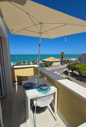Cerry's Apartments Fronte Mare - Seaside & Sealight
