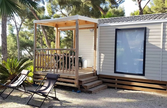 Ceyreste Campsite **** - Mobile home Figuerolles 4 people