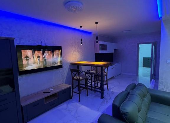 Cezar Apartments