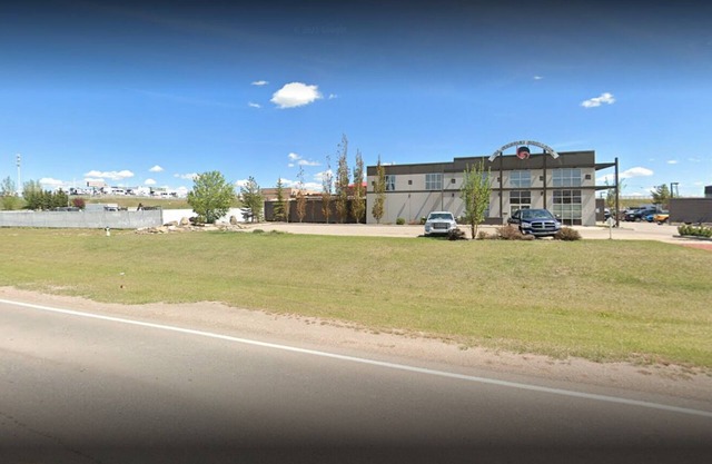 Cg's @ Airdrie -cozy & Comfort