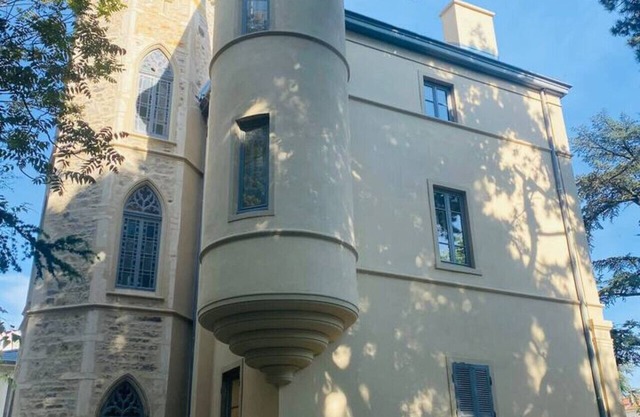 Château GRANDCLEMENT Lyon Villeurbanne Suite Célestins 7 pers.