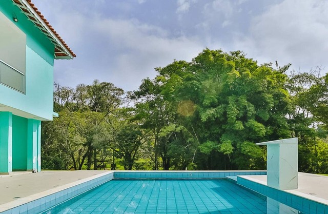 Chacara em Nazare Paulista com Piscina e Natureza