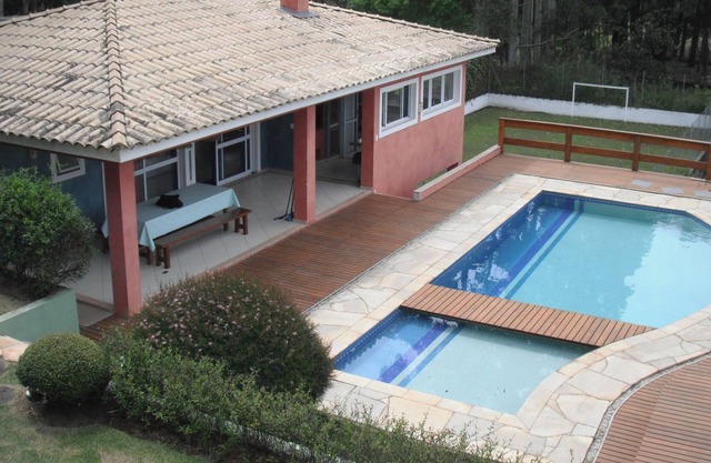Chacara con piscina, lago, casa del árbol para niños, cerca de Sao Paulo