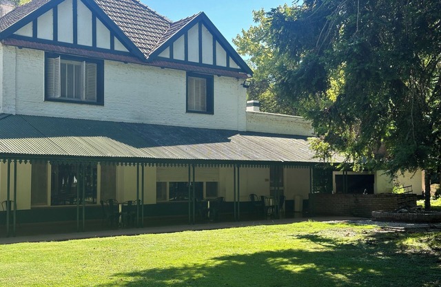 Casa rodeada de naturaleza a 140km de Ciudad de Buenos Aires 50km de San Antonio