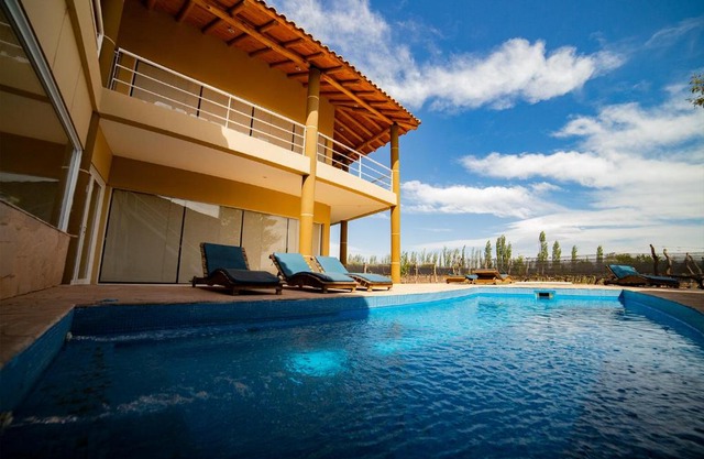 Chaglasian Wine & Suites