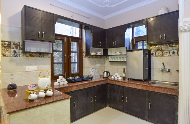 Chail Cabana by Dumnu Homes