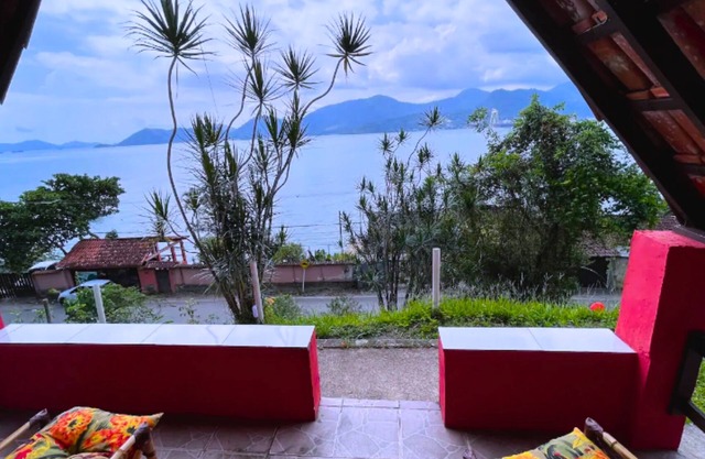 Chalé Aconchegante com Linda Vista em Angra Dos Reis, com Acesso ao Mar