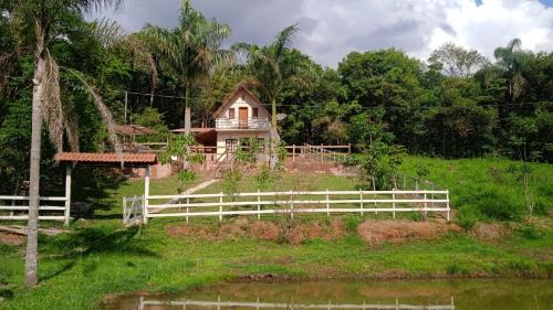 Chalé em Lagoa Dourada