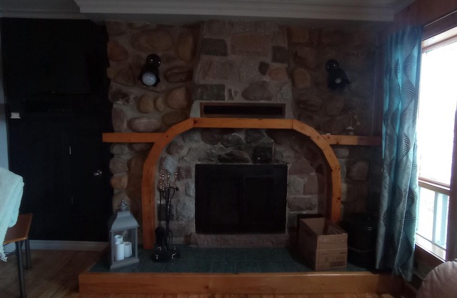 Chalet à Louer à Saint-zénon, Dans Lanaudière, Bord du lac