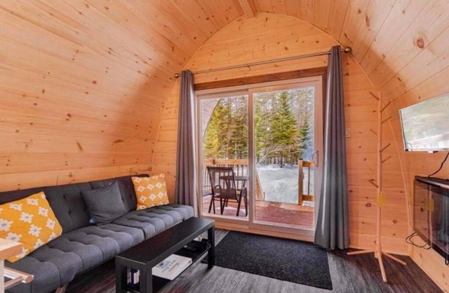 Chalet Éloise à louer avec spa Mauricie