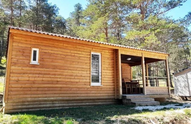 Chalet 2 étoiles - Piscine - ccbaeia