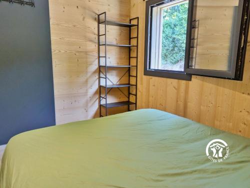Chalet 23 Le Moulin, Camping de Coupeau, 4 personnes