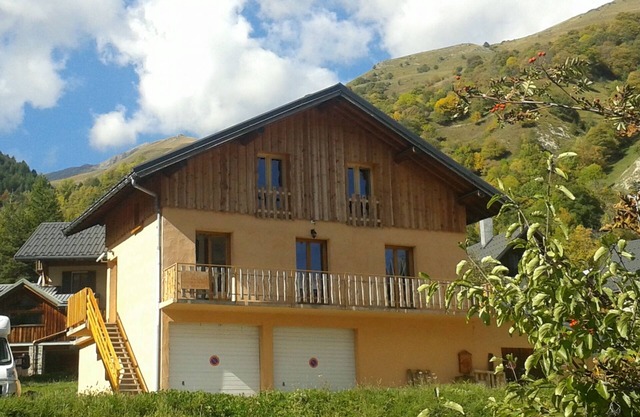 Chalet individual 3 * 6/7 personas