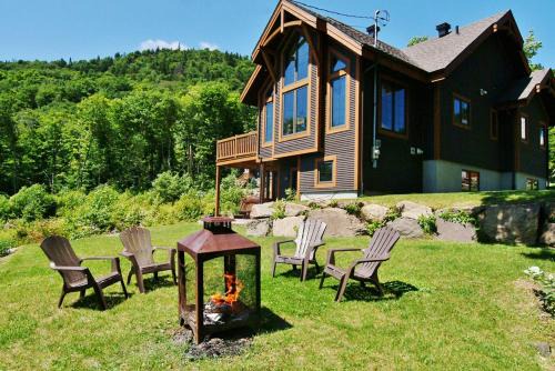 Chalet 31 Chemin Blanc by Les Chalets Alpins