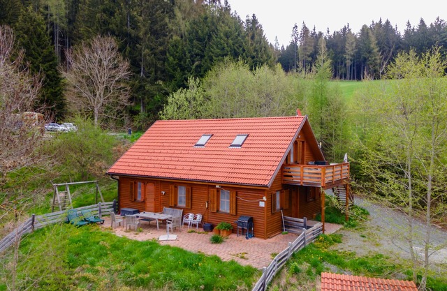 Beautiful chalet apartment on a country estate