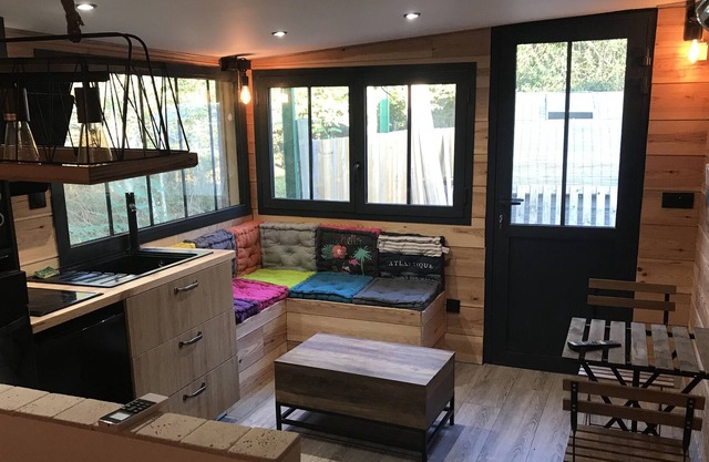 Chalet at the door of the basin