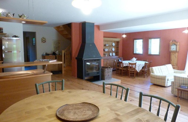 Chalet avec du charme, 12 personnes, 4 chambres - CH24