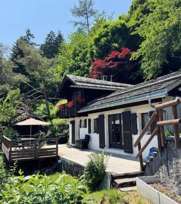 Chalet avec vue panoramique sur les montagnes