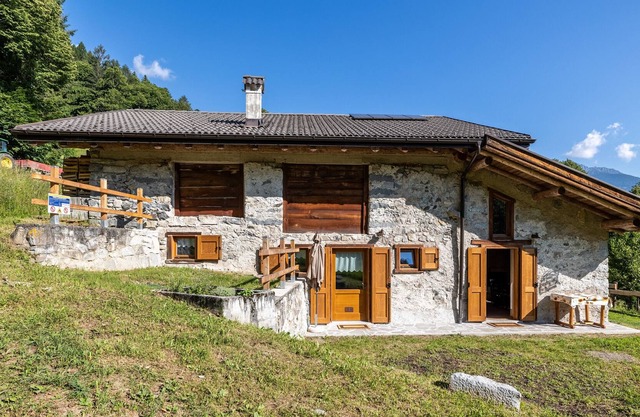 Chalet 'Baita Scraniga' with Mountain View and Private Garden 022199-AT-012528