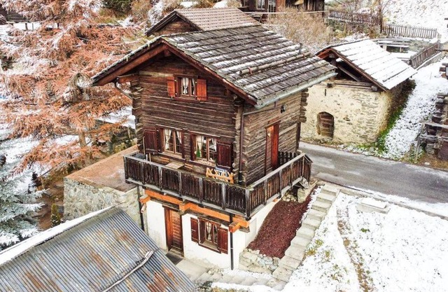 Chalet Bella Vouarda. Cosy traditional alpine stay