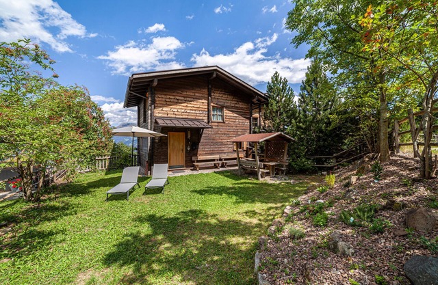 Chalet 'Bergchalet Refugium Marzius' con vistas a la montaña, jardín y Wi-Fi