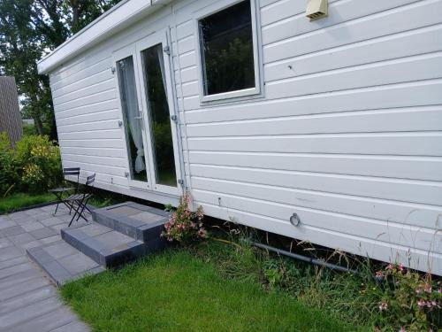 Chalet Bosgeluk - close to the woods
