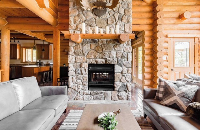 Chalet Cherokee Waterfront Cerca de Mont-Tremblant!