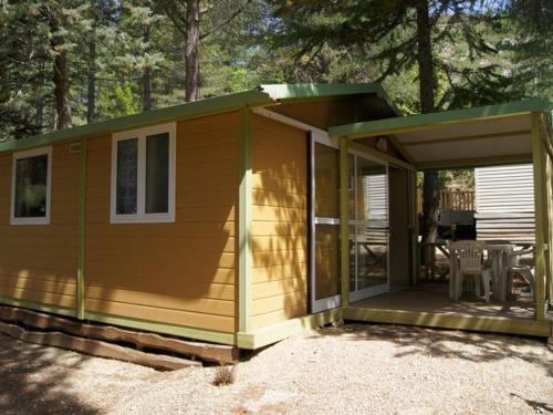 Chalet cosy avec terrasse pour 5 personnes - API-1-52-491