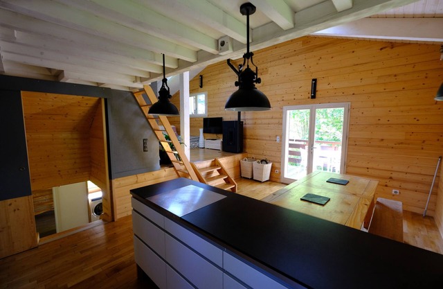 Chalet des bruyeres charming chalet in the woods