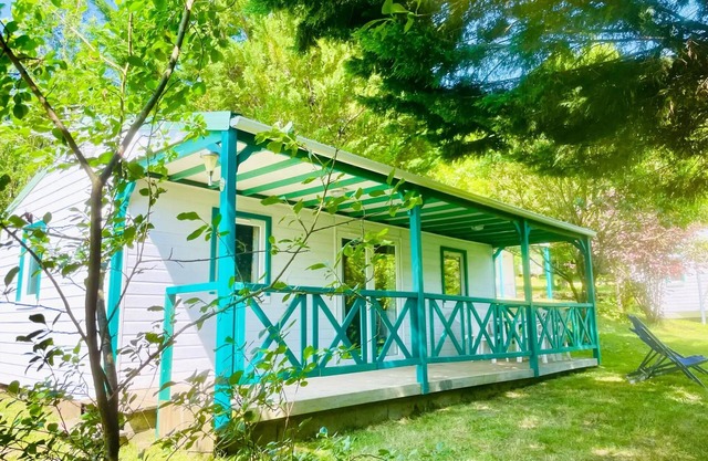 Chalet Douglas Comfort 32m2 klimatisiert - 2 Schlafzimmer + überdachte Terrasse 15m2 5/6 Personen 6 Personen