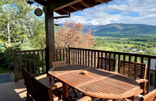 Chalet familiar con espectaculares vistas