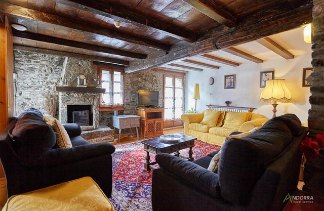 Chalet Font