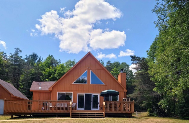 Chalet Getaway on 20 Acres